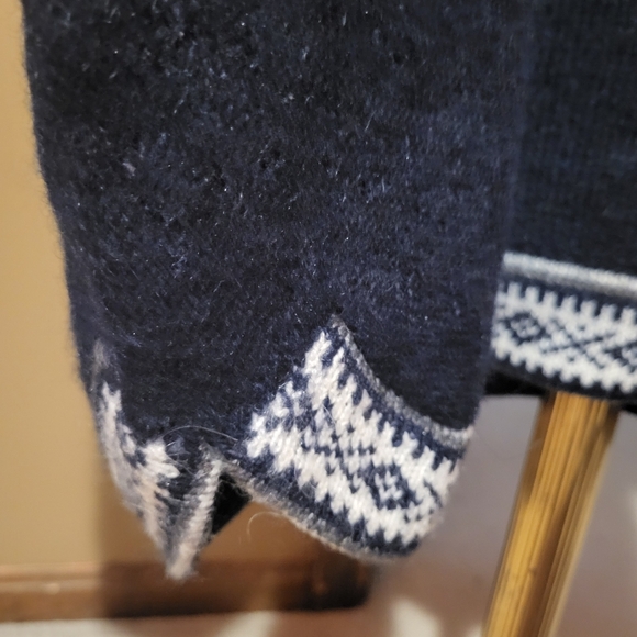 Artesanias Dannita 100% Alpaca Navy Blue Cream Sweater Crew Neck Peru Size L/XL - Picture 3 of 5